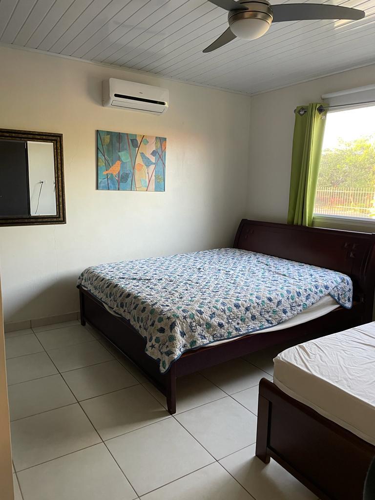 Se Vende Residencia, San Pedro del Espino, Santiago de Veraguas - Imagen 7