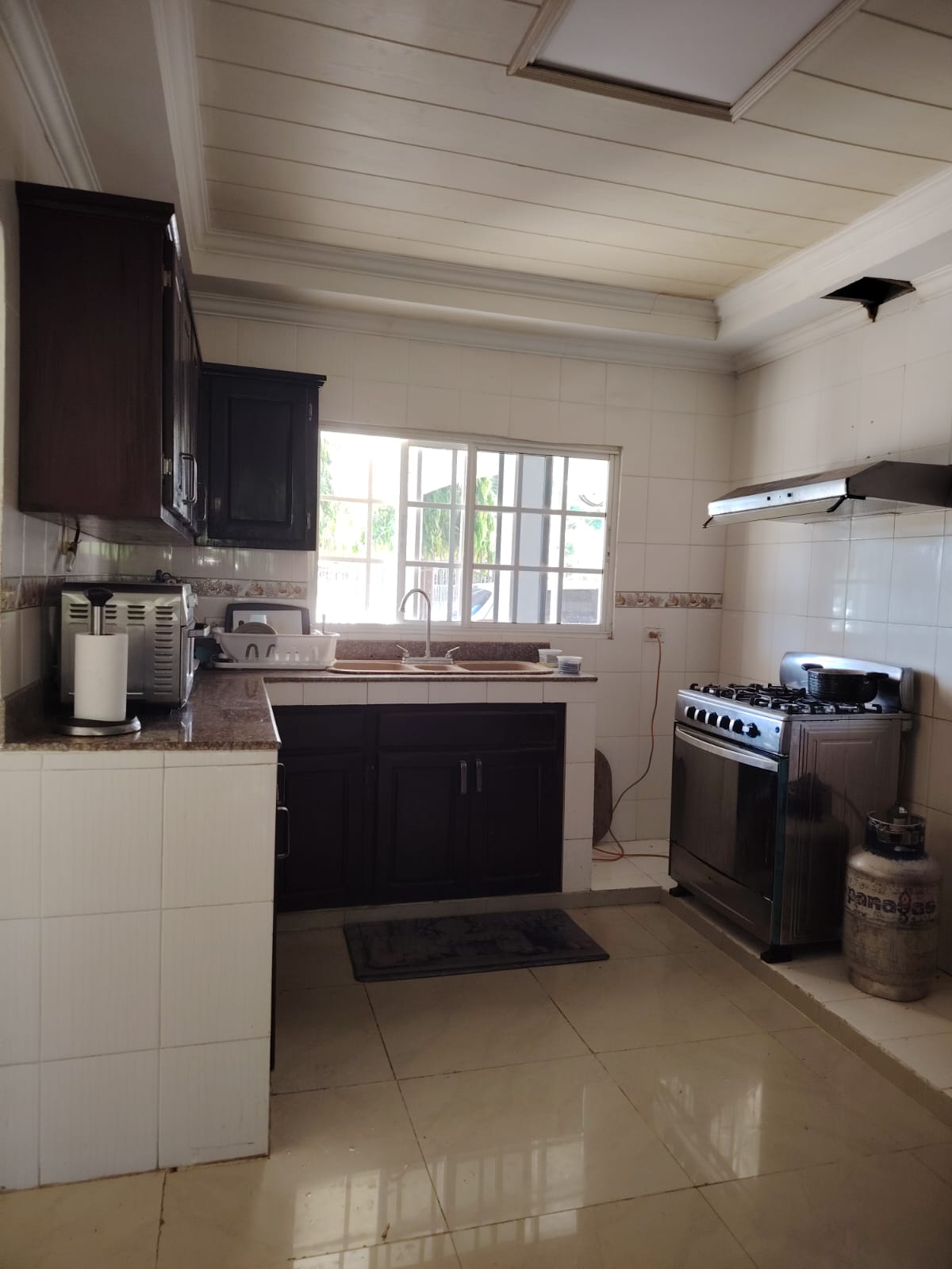 Se Vende Residencia, Barriada La Tronoza, Santiago de Veraguas - Imagen 4